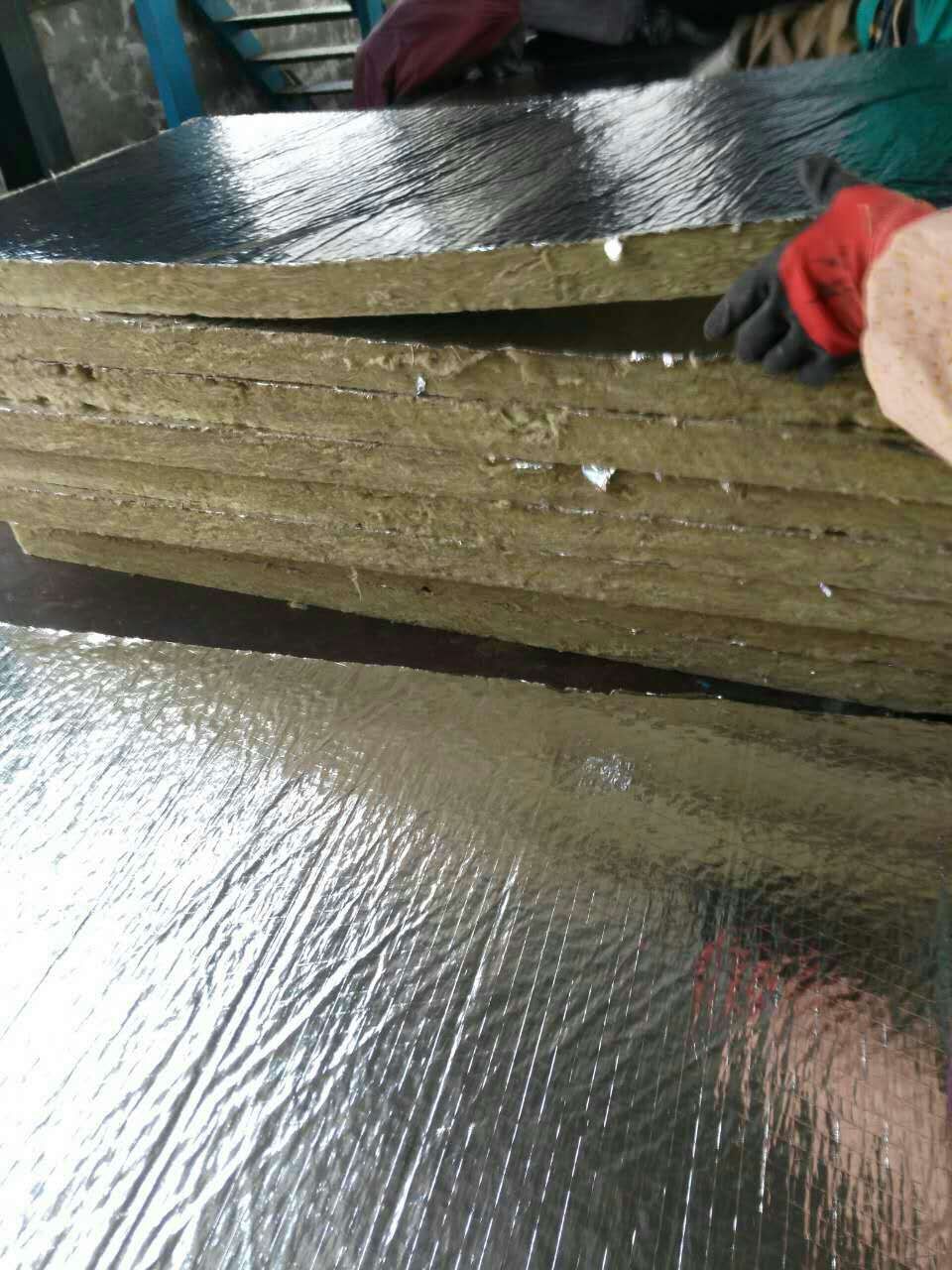 鋁箔復合巖棉板